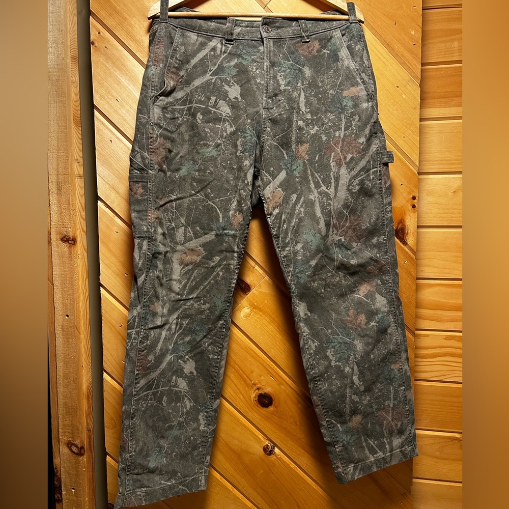 Abercrombie & Fitch Camo Cargo Pants